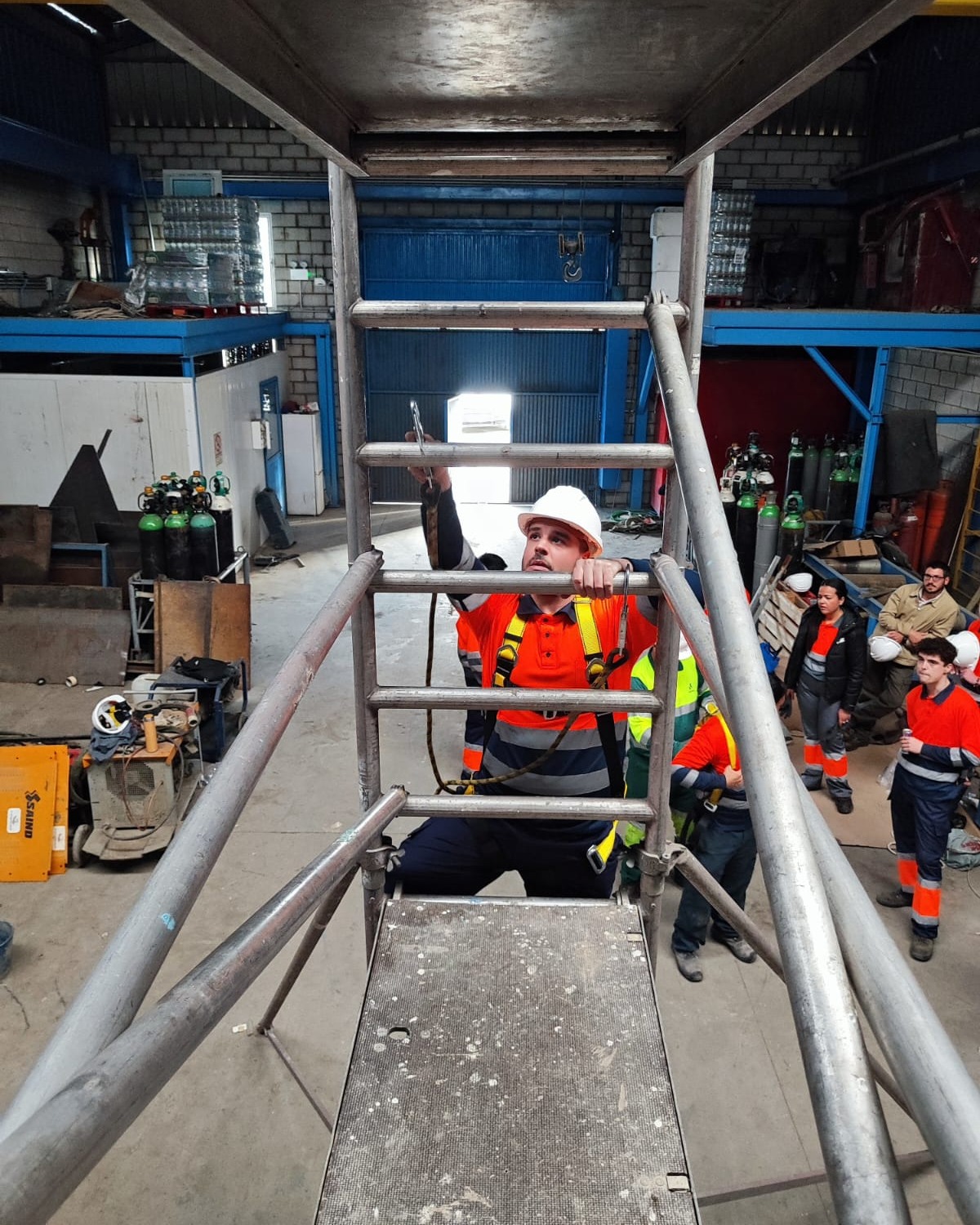 El alumnado del Curso de Operador Minero continua avanzando en su formacion practica con sesiones desarrolladas en empresas de la Cuenca Minera.